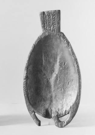 partaczenie i toczenie w drewnie - Oseberg dł.37cm szer.20cm wys.7cm p.2.jpg