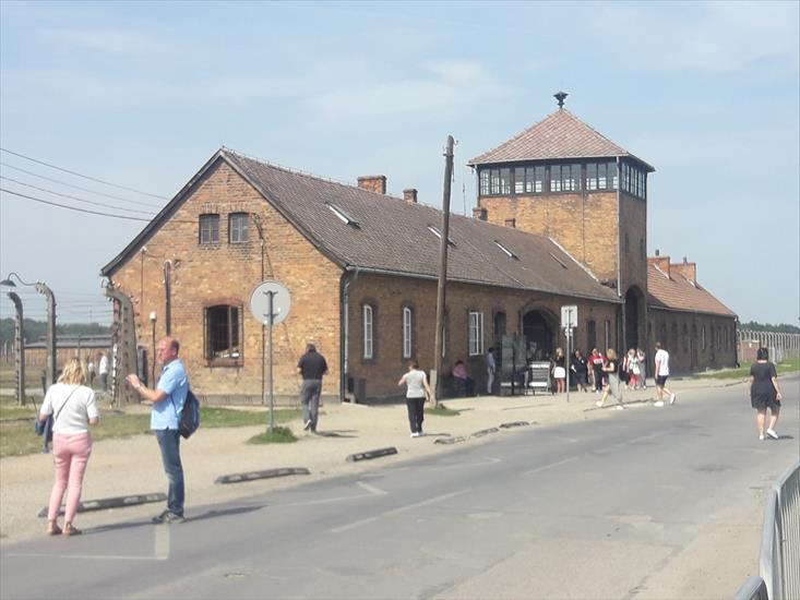 2019.08.25 - Brzezinka -  KL Birkenau Auschwitz II - 20190825_131607.jpg